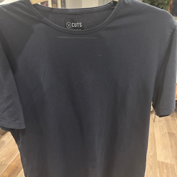 Black Cuts Elongated Men’s Tee size M - Picture 4 of 4